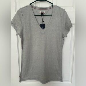 Tommy Hilfiger Women's Light Gray V-Neck Tee